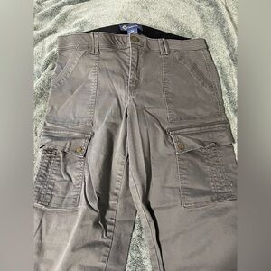 Women’s Democracy pants with cargo pockets. Worn twice